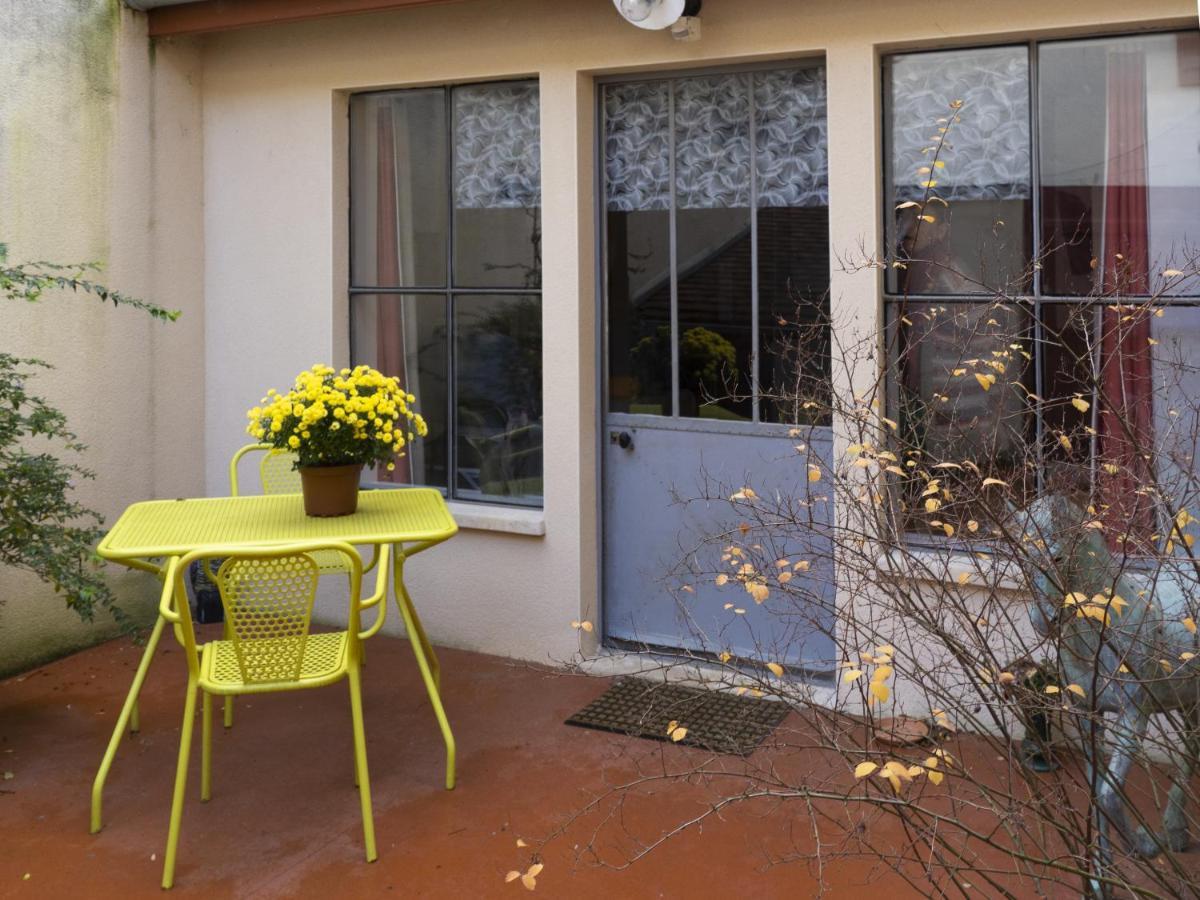 Vila Voyage… Noyers-sur-Serein Exteriér fotografie